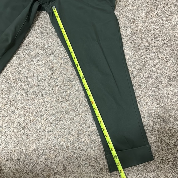 Green ankle pants, cuffed - Picture 2 of 4